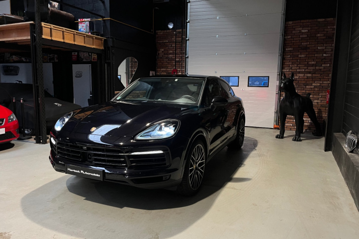 PORSCHE CAYENNE COUPE