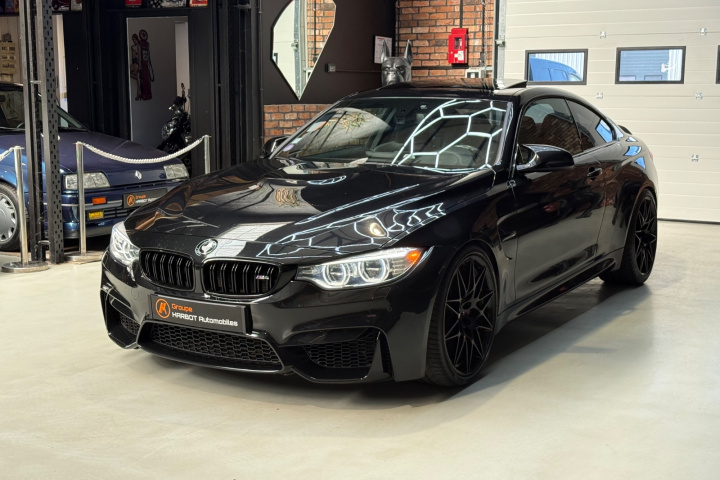 BMW M4 COUPE F82
