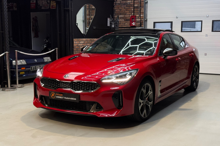 KIA STINGER
