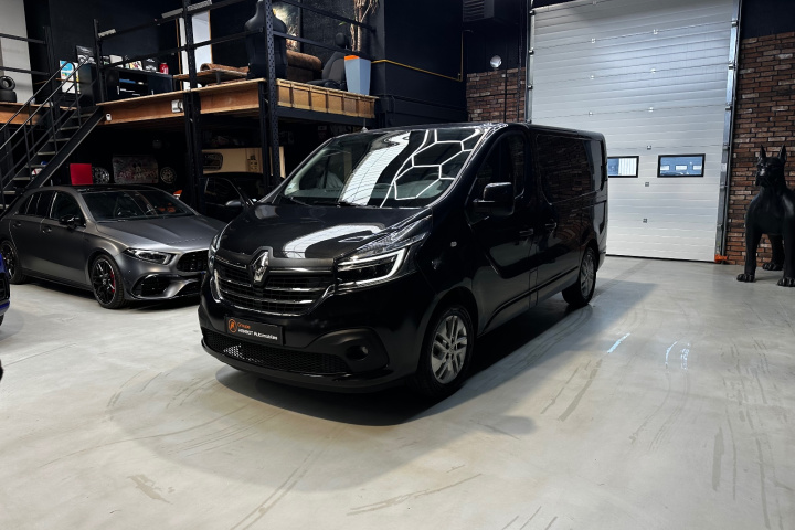 RENAULT TRAFIC CABINE APPROFONDIE