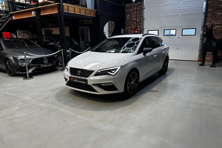 SEAT LEON ST