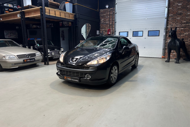 PEUGEOT 207 CC