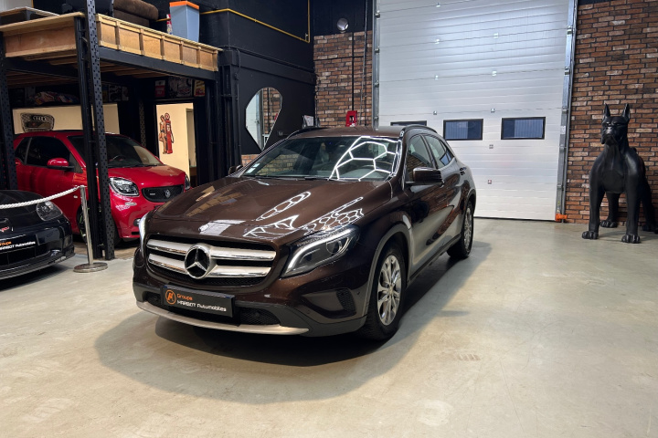 MERCEDES CLASSE GLA