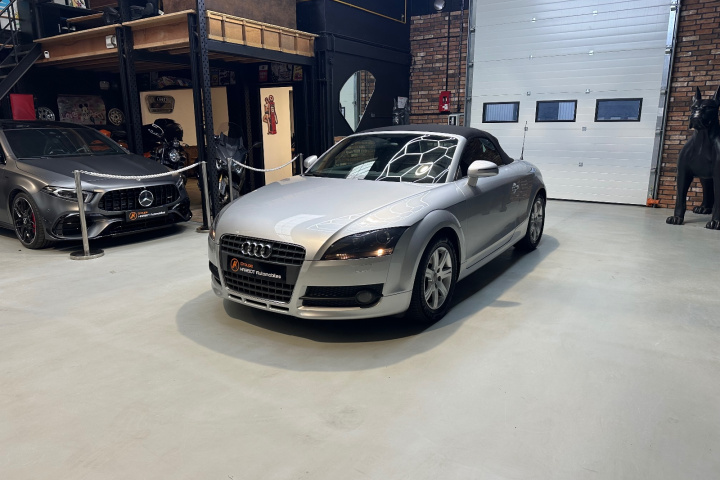 AUDI TT ROADSTER